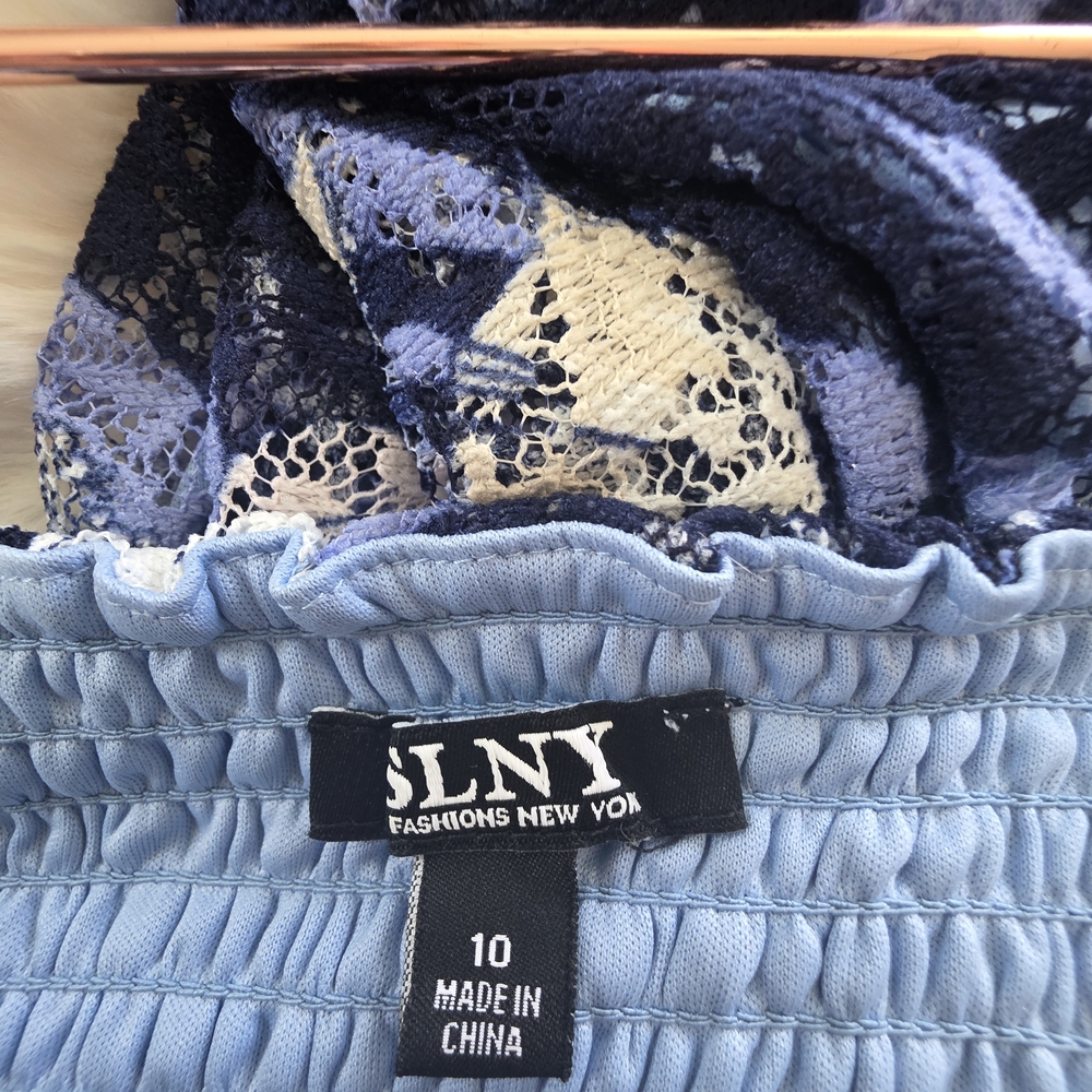 SLNY Light Blue Dress with Navy and Cream Lace Accents - Picture 3 of 4